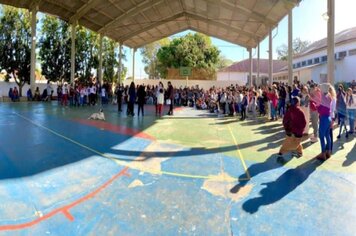 DIA DAS MÃES NA EMEF Ida Bonini Romero.