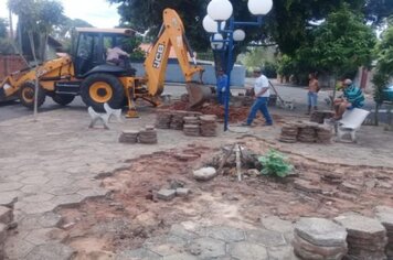 Praça Juvêncio Guedes é revitalizada.