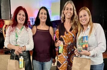 Secretaria de Turismo de Echaporã fortalece o turismo local através de distribuição kits especiais com produtos personalizados