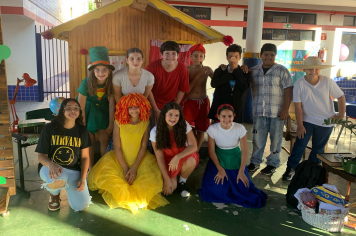 EMEI recebe apresentação teatral do Sítio do Pica-pau Amarelo com alunos da EE Maurício Milani