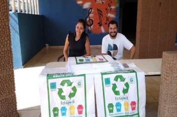 Meio ambiente concentra entrega de sacos de ráfia no almoxarifado.