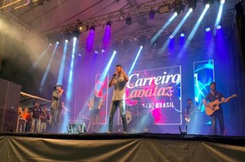 83 anos de Echaporã é comemorado com show de Carreiro e Capataz
