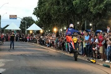 Grande público prestigia Motorock Echaporã