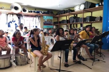 Prefeitura adquire novos instrumentos para prosseguir com projeto da reativação da Banda Musical