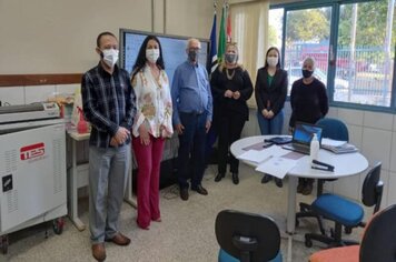 Educação Municipal recebe equipe gestora de Gália