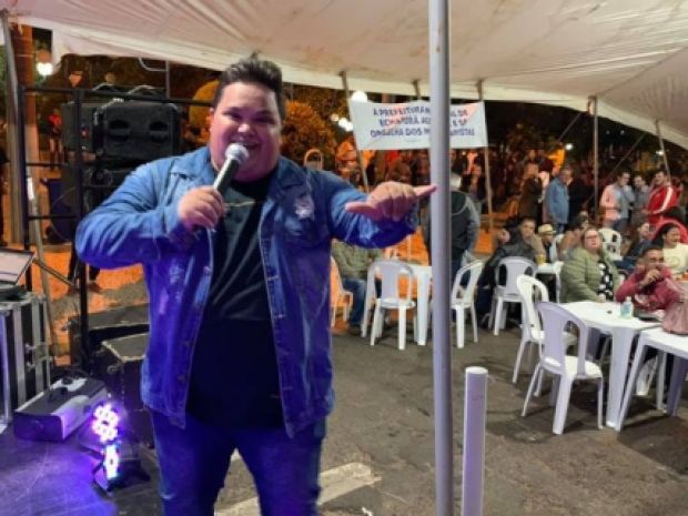 Renan Lessa agitada a segunda noite de show