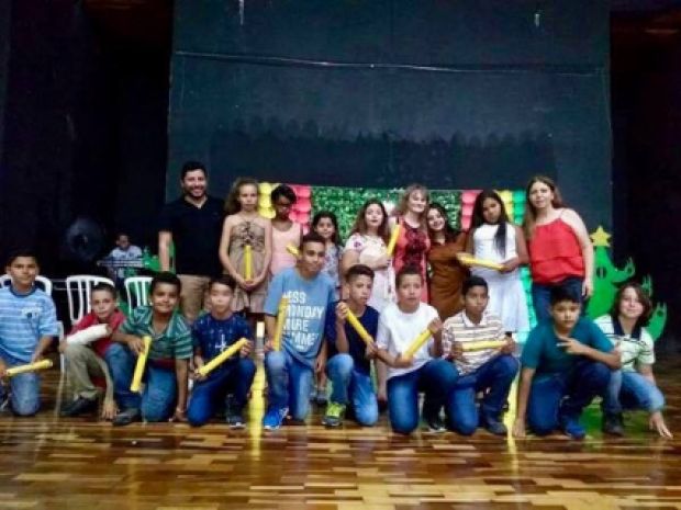 EMEF Profª Ida Bonini Romero realiza formatura dos 5º anos.